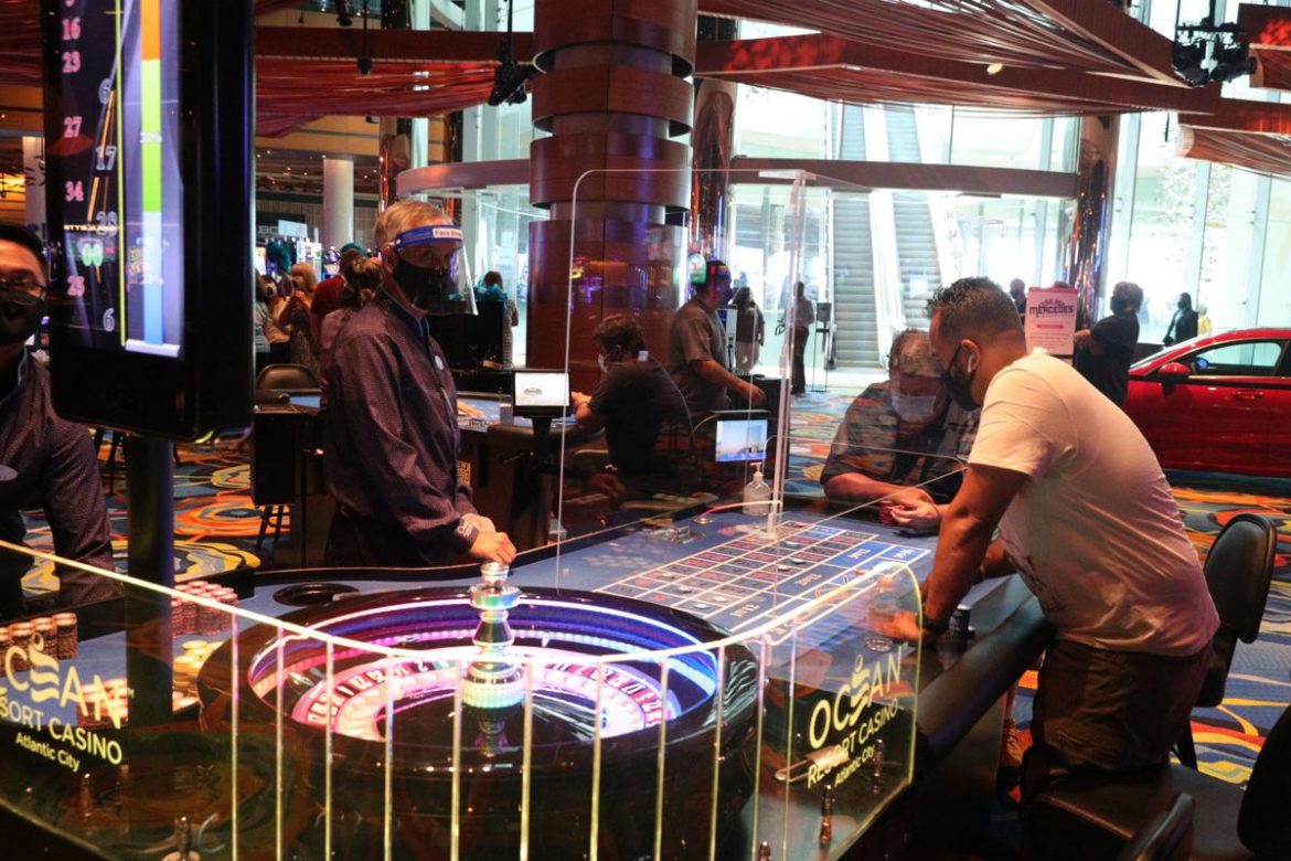 When playing online slots, the safety and security of my money and personal information?